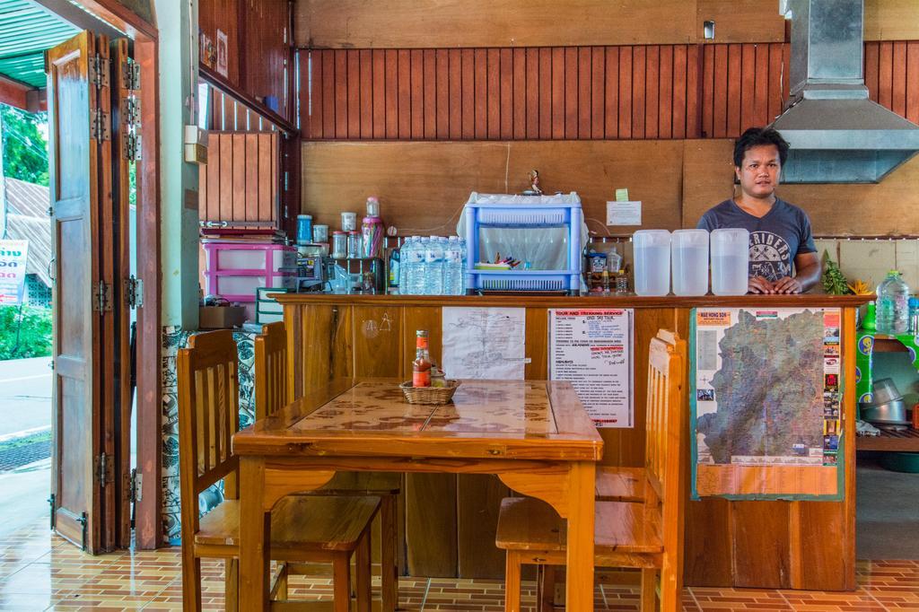 Sarm Mork Guest House Mae Hong Son Exteriér fotografie