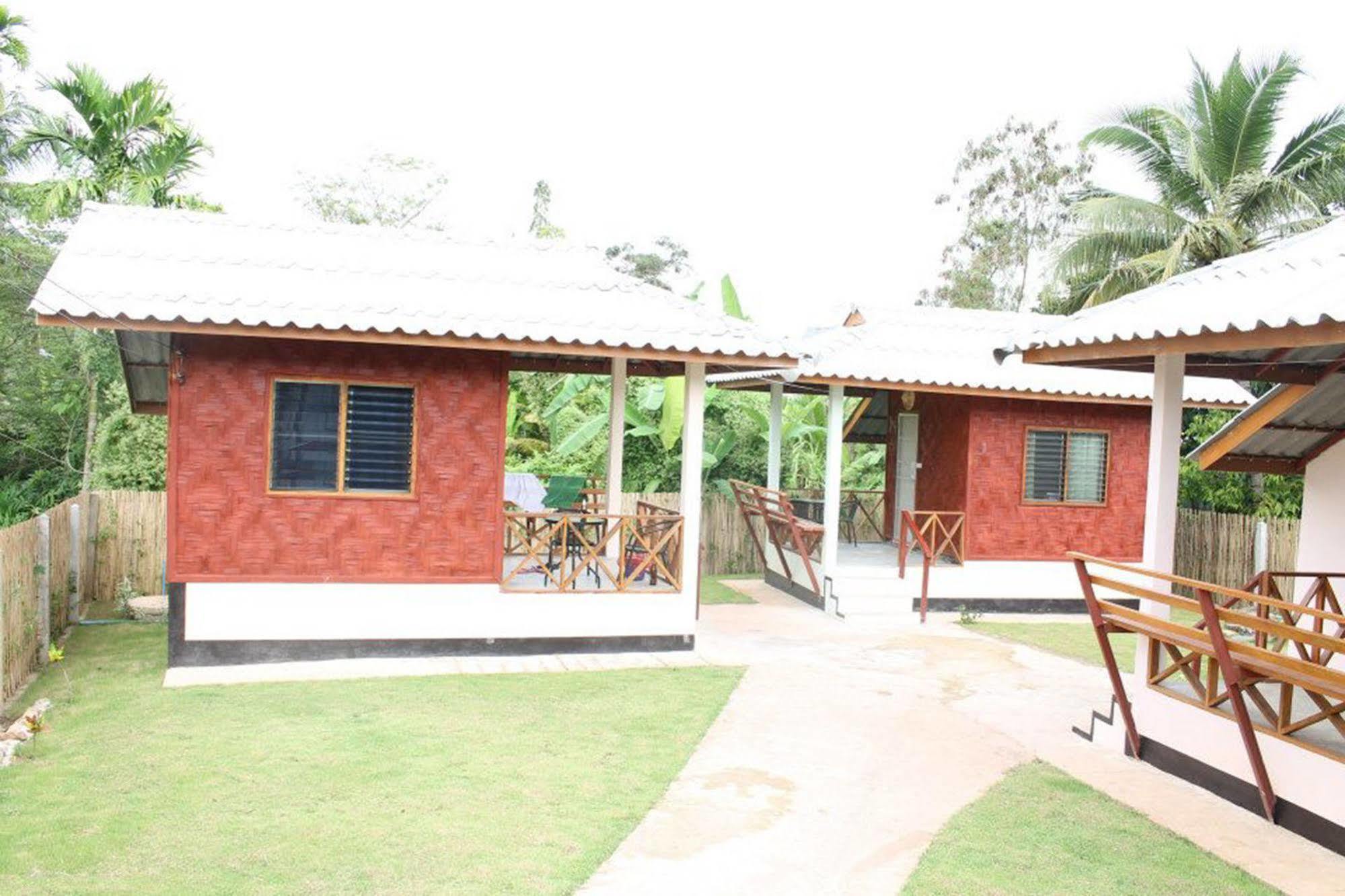 Sarm Mork Guest House Mae Hong Son Exteriér fotografie